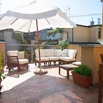 The Rent - Attic With Terrace In Downtown Milano