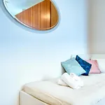Guesthost - Casa Graziella, Bilocale A 5 Minuti Dal San Raffaele Per 5 * מילאנו