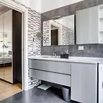 Apartment Just Urban - Stylish Duplex With Terrace - 10 Min Porta Romana