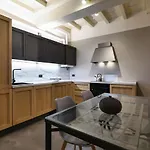 Апартаменты Contempora - Ampio Monolocale - Duomo - Colonne Di San Lorenzo
