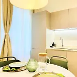 Tarra Luxury * Milaan
