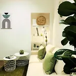 Tarra Luxury *