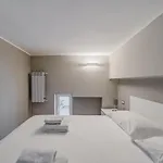 Guesthost - Amazing Loft - 350 M Far From Dateo Station 公寓