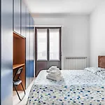 - Bocconi E Navigli - Spacious 3br 95 M - Free Parking Διαμέρισμα
