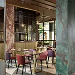 Verticale | Esperienze 4* ミラノ