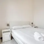 Joivy Wonderful Apt Next To Sforzesco Castle Appartement Milan
