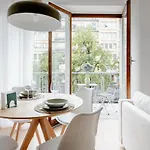 Apartment Giro 58, 2 Bedroom Apartament, Close To San Siro, Fiera And 10 Min Metro To Duomo *
