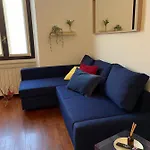 شقة Bilocale Zona Tortona *