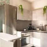 Hl Galleria - 2 Minutes From Duomo شقة ميلان