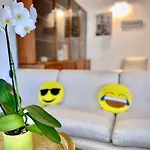 Stanza Cristina E Patrizia Fiere E Moda M4 California Self-check-in 3*