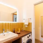 Διαμέρισμα Guesthost - Casa Giuliana Splendido Trilocale *