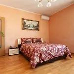 Two Spacious Bedrooms 1 Minute To Metro Stop *