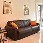 Bruzzanese Apartment