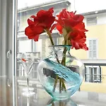 Bruzzanese Apartment *