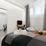 Appartement Fondazione Prada-navigli 15 Minutes To Duomo By Metro