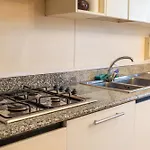 Ampio Con Terrazzo, 3 E 2 Bagni A 2 Passi Dalla Metro Milan