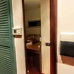Sunday's Flat/monolocale Zona Bocconi