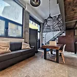 شقة Loft Centro, 10 Min From Duomo ميلان