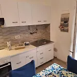 Apartman Dipinta Di Blu Milánó