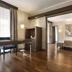 Ramada Plaza By Wyndham Hotell Milano