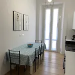 Banhome Nel Cuore Del Design District شقة