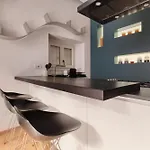아파트 Just Urban - Superb & Stylish 1br In - Moscova Brera 밀라노