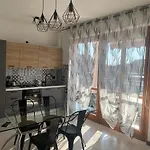 Comasina Charme With Terrace Apartamento Milão