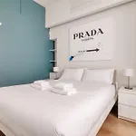 아파트 Just Urban - Superb & Stylish 1br In - Moscova Brera