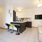 Bellissimo Bilocale Con Terrazzo * Милан