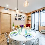 The Visionary - Navigli Apartment *