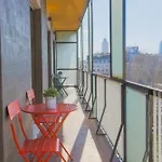 Private Luxury 5 Bedroom - Station *