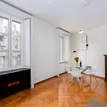 Living Uniqc - Duomo Apartment Milan