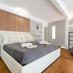 Vivimihome - Alexander