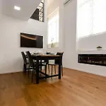 Vivimihome - Alexander * Milano