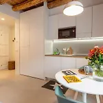 Design A Porta Venezia - Le Di Daniela * ミラノ