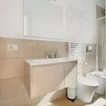 Just Urban - Sunny 2br Flat In The Heart Of - M2 And M4 Metro Appartement