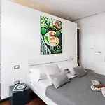 Stellar Design 2br Loft Next To Navigli & Duomo Milan