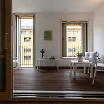 Suzzani 96 - Bicocca Area Апартаменты *