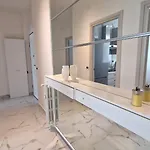 Felicia's * ميلان