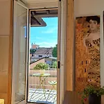 Adele In Darsena