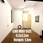 Roomy Flat With Garage - Porta Romana *