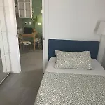 With Free Parking Garage - Con Parcheggio Incluso Nuovo Con 2 Da Letto E Due Bagni - New With 2 Bdrooms 2 Bathrooms- Jellow Subway Metro Gialla Porta Romana 3 Stops To Duomo * ميلان