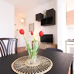 Primopiano - Roncaglia Apartmán Milán