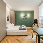 New Design Studio, Cadorna - Milan * Milaan