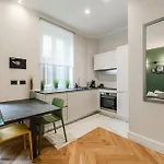 New Design Studio, Cadorna - Milan * Milaan