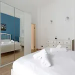 Guesthost - Mm Sant Agostino Subway Flat Appartement Milan