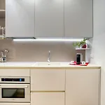 Guesthost - White Flat Bilo Di Design De Angeli *