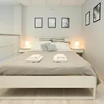 Design White Loft - 15 Minutes Walk From Station Apartment Milan
