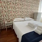 Apartament Stylish Next To Moscova