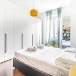 Domusmi Massarenti * ميلان